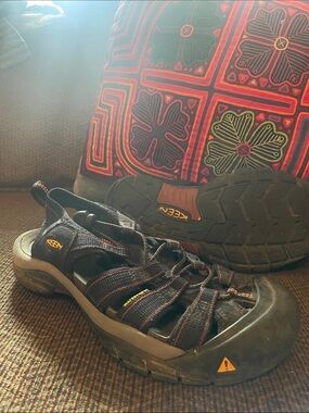 Keen Men’s Black Sandals with Red Stitching